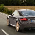 Sixt Audi TT fährt auf Straße