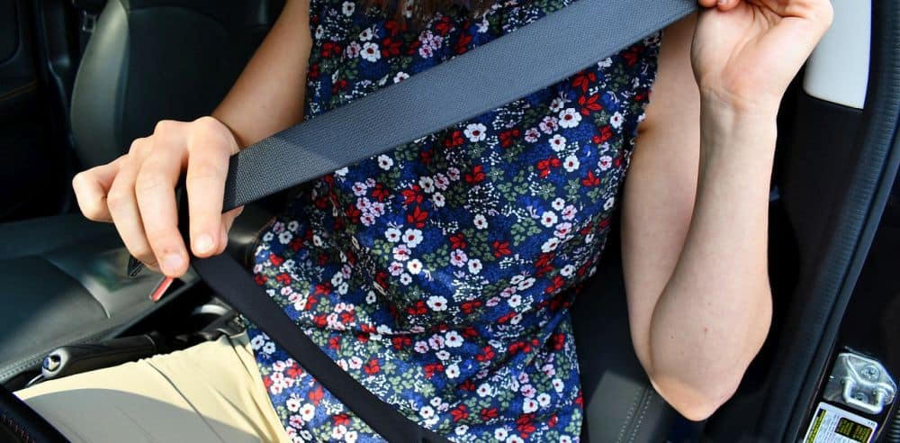Anschnallgurt im Auto ohne Kindersitz